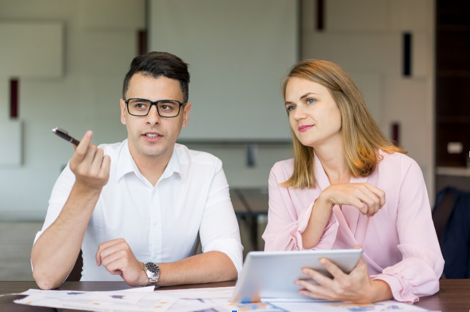 Financial Support Solutions for Tutors and Trainers with Irregular Earnings